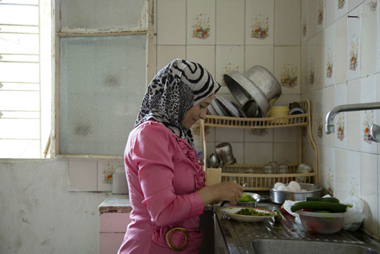 Preparing a meal