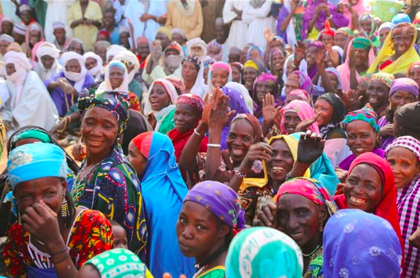 Beneficiaries of a WFP resilience programme in Takatsaba, Zinder, Niger, 2018