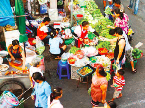 FB street market from above